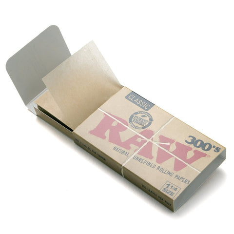RAW Rolling Paper 1 1/4 (300 Sheets)